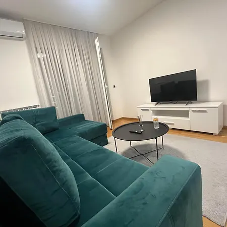 Apartman Bulevar Apartament
